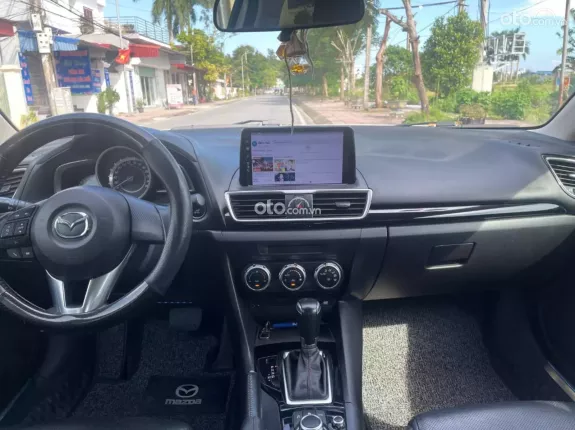 Mazda 3 1.5L Sedan 2016 - MAZDA 3 sedan 2016 Máy 1.5AT