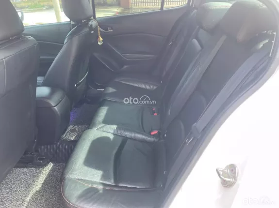 Mazda 3 1.5L Sedan 2016 - MAZDA 3 sedan 2016 Máy 1.5AT