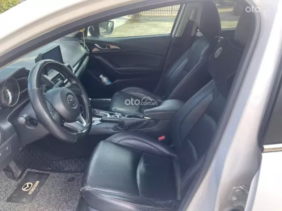 Mazda 3 1.5L Sedan 2016 - MAZDA 3 sedan 2016 Máy 1.5AT