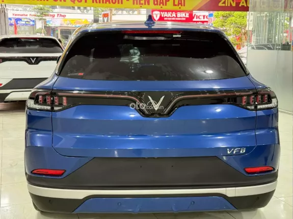 VinFast VF8 Plus 2023 - SUV chạy điện lướt như mới chỉ 765 triệu