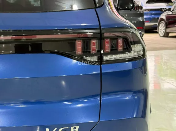 VinFast VF8 Plus 2023 - SUV chạy điện lướt như mới chỉ 765 triệu