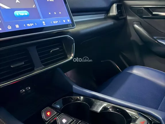 VinFast VF8 Plus 2023 - SUV chạy điện lướt như mới chỉ 765 triệu