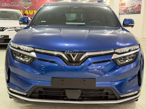 VinFast VF8 Plus 2023 - SUV chạy điện lướt như mới chỉ 765 triệu