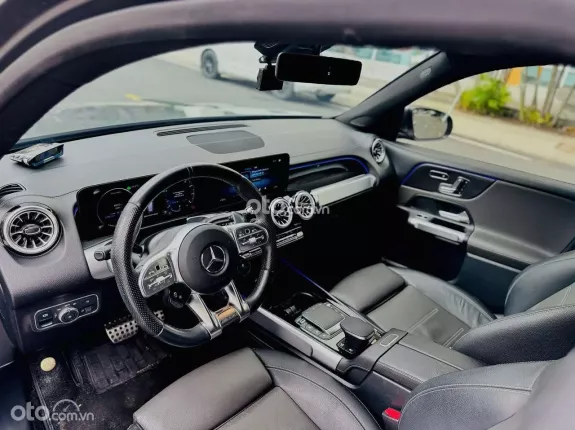 Mercedes-Benz AMG GLB 35 4Matic 2023 - 7 CHỖ GIÁ ƯU ĐÃI