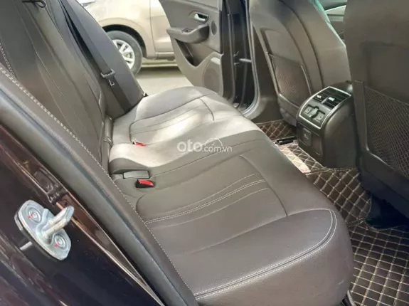 Kia Cerato 1.6 AT Deluxe 2011 - Chỉ hơn 200 có chiếc xe ngon che nắng che mưa