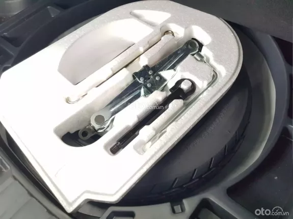 Toyota Corolla Cross 1.8 V  2023 - Toyota Corolla Cross 1.8 V 2023 - mua bán ô tô cũ uy tín tại Hà Nội