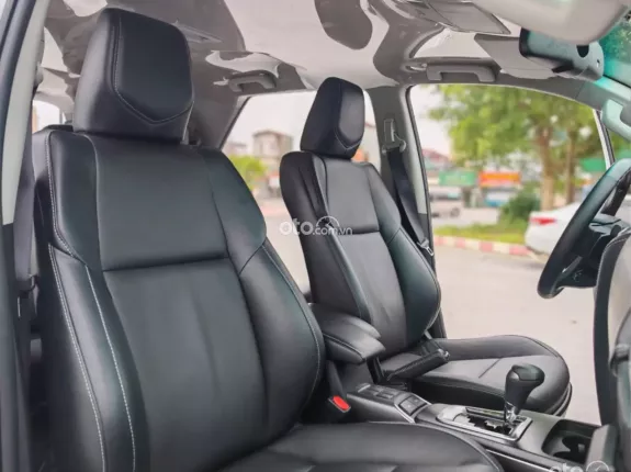 Toyota Fortuner 2.7V 2022 - Odo 3.2v cực đẹp