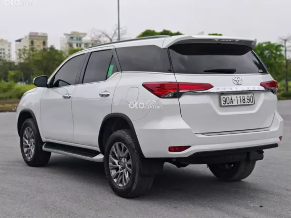 Toyota Fortuner 2.7V 2022 - Odo 3.2v cực đẹp