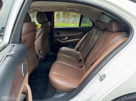 Mercedes-Benz E200 2.0 I4 2017 - TRẮNG NÂU SIÊU ĐẸP