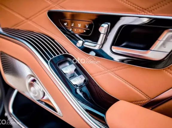 Mercedes-Benz Maybach S680 4Matic 2022 - Một xe duy nhất