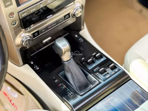 Lexus GX 460 2021 - Xe công ty xuất hóa đơn giá trị lớn