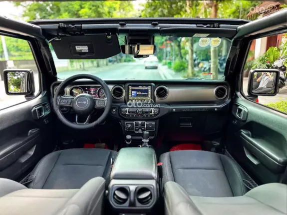 Jeep Wrangler Sport 2020 - Huyền thoại off-road – Biểu tượng đường trường