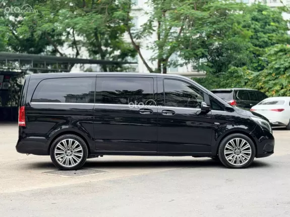 Mercedes-Benz V220 2015 - Mẫu MPV siêu sang nhà Mercedes