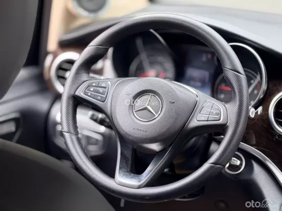Mercedes-Benz V220 2015 - Mẫu MPV siêu sang nhà Mercedes