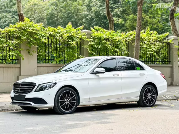 Mercedes-Benz C200 Exclusive 2021 - Xe sang cho anh chị em đây