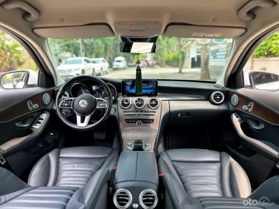 Mercedes-Benz C200 Exclusive 2021 - Xe sang cho anh chị em đây