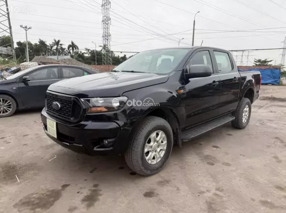 Ford Ranger XLS 2.2 4x2 AT 2021 - Gia đình cần tiền lên muốn bán gấp