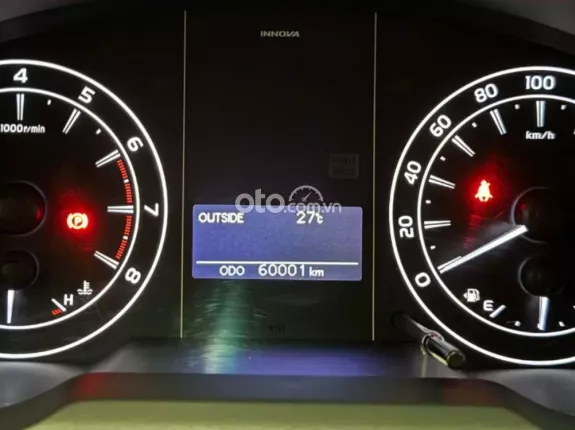 Toyota Innova 2.0E 2023 - Tặng 100% trước bạ