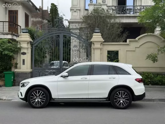 Mercedes-Benz GLC 200 V1 2021 - Model hoàn toàn mới, bản V1 nâng cấp