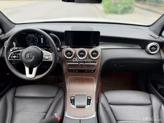 Mercedes-Benz GLC 200 V1 2021 - Model hoàn toàn mới, bản V1 nâng cấp