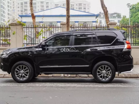 Toyota Land Cruiser Prado VX 2021 - Xe của các sếp