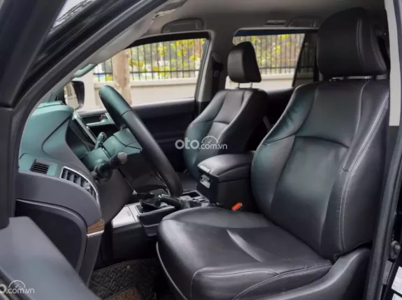 Toyota Land Cruiser Prado VX 2021 - Xe của các sếp