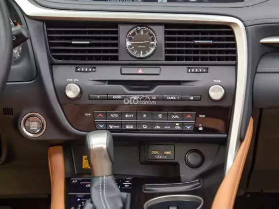 Lexus RX 300 T 2022 - SUV cao cấp cập bến - Giá ưu đãi liên hệ em Tùng