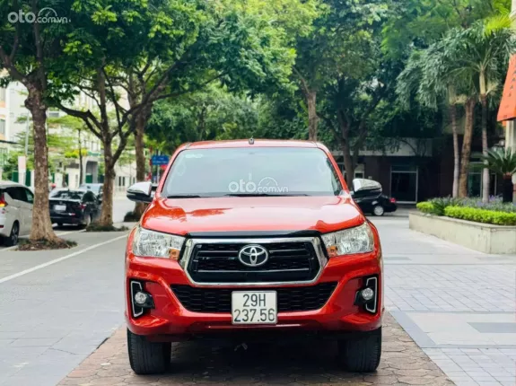 Toyota Hilux 2.4G 4x2 AT 2019 - Mẫu bán tải cực mới, nhập Thái
