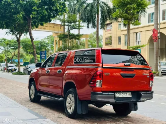Toyota Hilux 2.4G 4x2 AT 2019 - Mẫu bán tải cực mới, nhập Thái