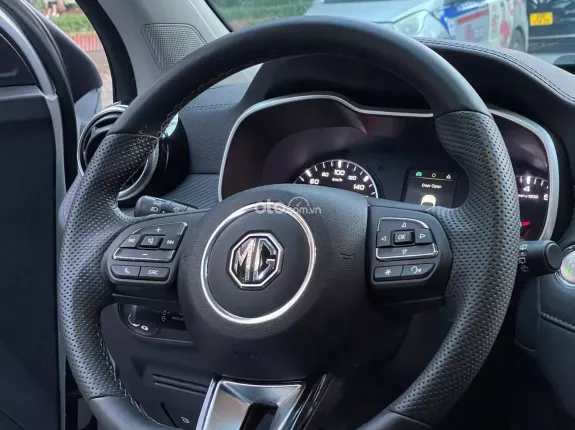 MG ZS 1.5 2WD Luxury 2024 - Phiên bản Luxury với nhiều tính năng cao cấp