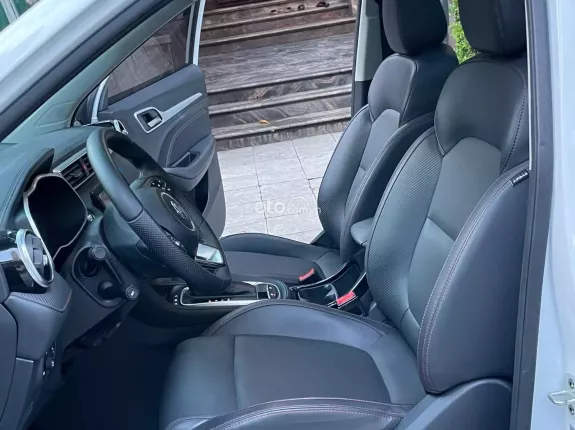 MG ZS 1.5 2WD Luxury 2024 - Phiên bản Luxury với nhiều tính năng cao cấp