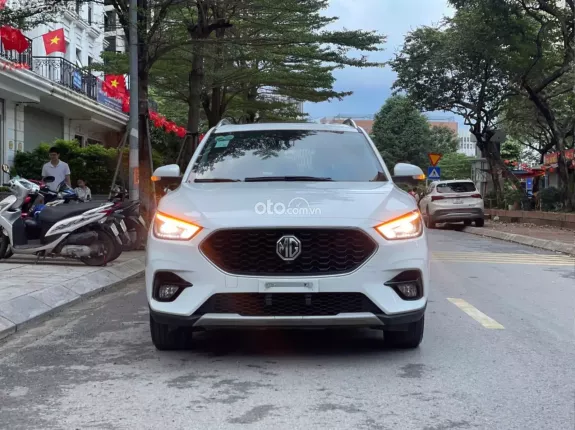MG ZS 1.5 2WD Luxury 2024 - Phiên bản Luxury với nhiều tính năng cao cấp