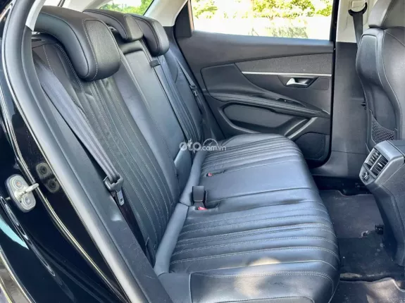 Peugeot 3008 Allure 2020 - Xe cực mới, liên hệ em xem xe tại Hà Nội