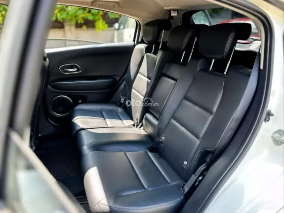 Honda HR-V L 2018 - Xe nhập khẩu, anh chị ưng xe giá tốt thương lượng em Đạt