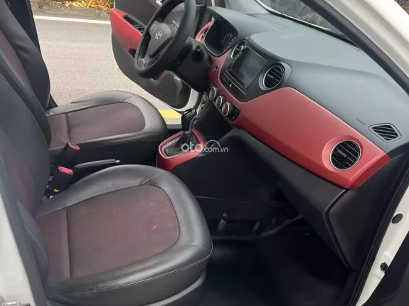 Hyundai Grand i10 Hatchback 1.2 AT 2016 - Nhập khẩu đời 2016, xe 1 chủ, bao hồ sơ Xe chất, không lỗi nhỏ, máy số keo chỉ thân