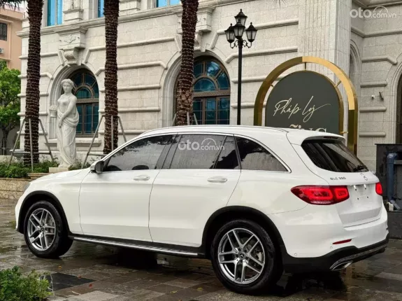 Mercedes-Benz GLC 300 4Matic 2019 - Xe sang của anh chị đây ạ
