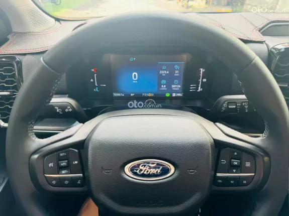 Ford Everest Sport 2.0 AT 4x2 2025 - XE LƯỚT CHÍNH HÃNG_BAO TEST _BẢO HÀNH 1 NĂM