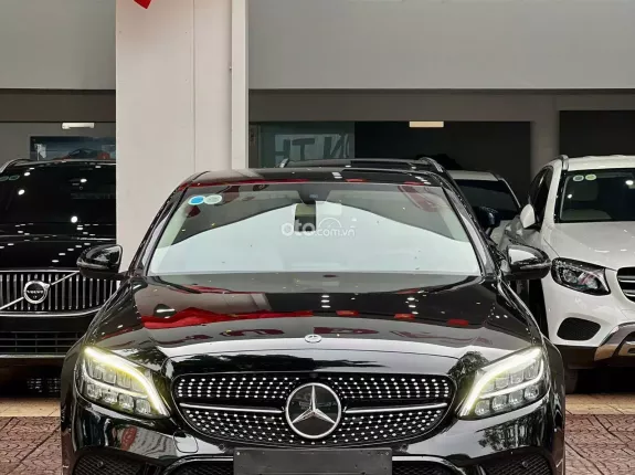 Mercedes-Benz C200 2.0 AT 2018 - Giá tốt cho AE nhiệt tình liên hệ trực tiếp có ra lộc
