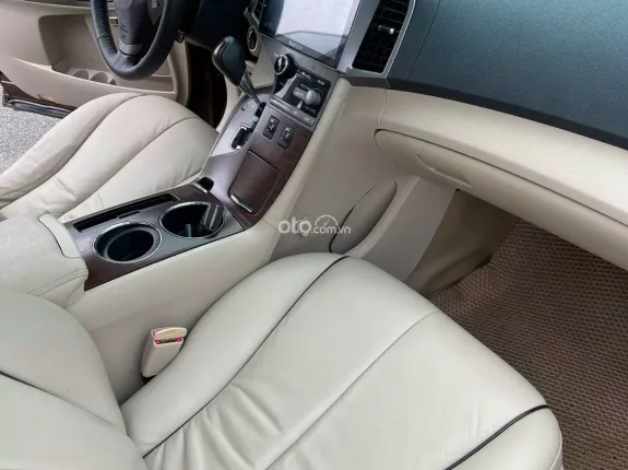Toyota Venza 2.7 AWD AT 2010 - Nhập Mỹ nguyên chiếc