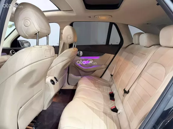 Mercedes-Benz C250 Exclusive 2018 - Xe full lịch sử bảo dưỡng chính hãng, model mới