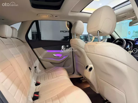 Mercedes-Benz C250 Exclusive 2018 - Xe full lịch sử bảo dưỡng chính hãng, model mới