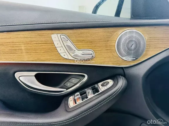 Mercedes-Benz C250 Exclusive 2018 - Xe full lịch sử bảo dưỡng chính hãng, model mới