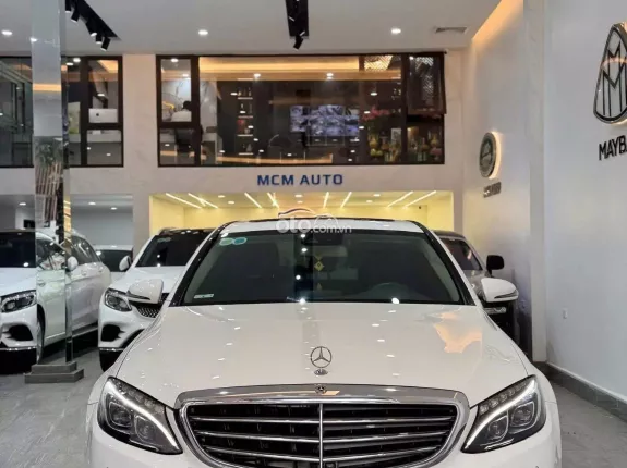 Mercedes-Benz C250 Exclusive 2018 - Xe full lịch sử bảo dưỡng chính hãng, model mới