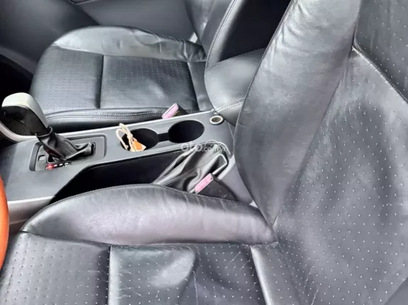 Mazda BT-50 Luxury 4x2 2.2 AT 2015 - Xe đẹp fom mới