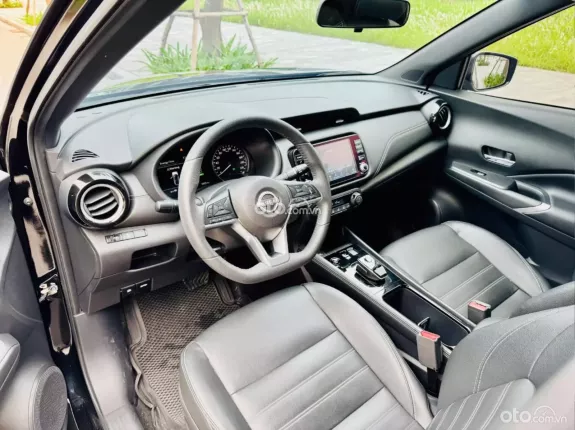 Nissan Kicks V 2023 - Nissan Kicks e-Power V sx2023, đăng ký 2024 chạy 1,8 vạn