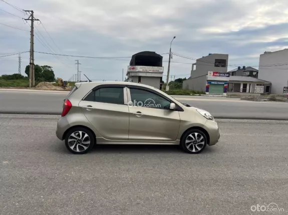 Kia Morning Si 1.25 MT 2018 - Xe tư nhân một chủ từ mới. Xe còn rất mới, odo 8 vạn. Máy số keo chỉ zin tuyệt