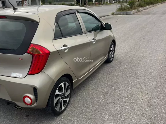 Kia Morning Si 1.25 MT 2018 - Xe tư nhân một chủ từ mới. Xe còn rất mới, odo 8 vạn. Máy số keo chỉ zin tuyệt