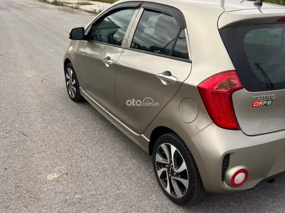 Kia Morning Si 1.25 MT 2018 - Xe tư nhân một chủ từ mới. Xe còn rất mới, odo 8 vạn. Máy số keo chỉ zin tuyệt