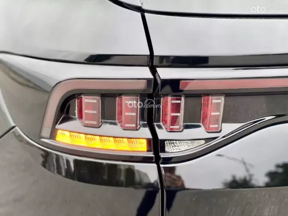 VinFast LUX SA2.0 Nâng cao 2022 - Bầu trời công nghệ!