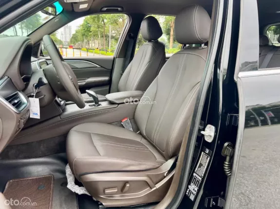 VinFast LUX SA2.0 Nâng cao 2022 - Bầu trời công nghệ!